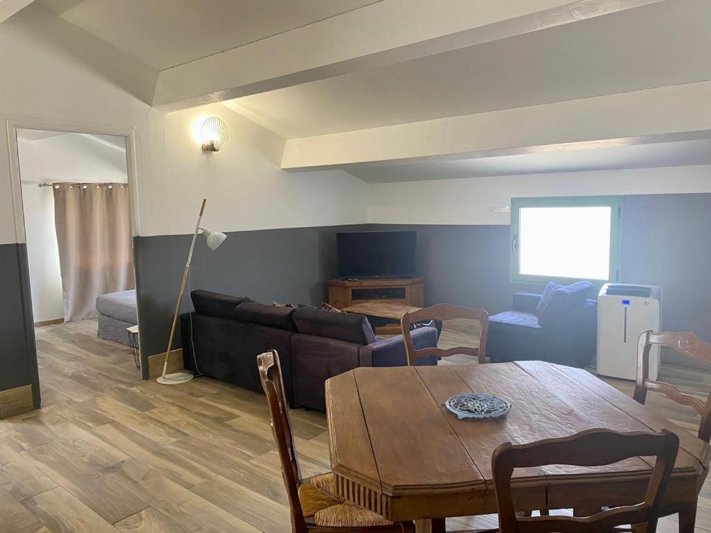 Residence Antonia Appartements Avec Piscine Commune - Centre Ville Calvi Calvi  Ngoại thất bức ảnh