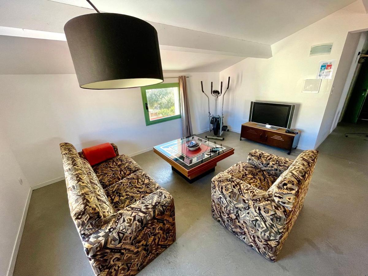 Residence Antonia Appartements Avec Piscine Commune - Centre Ville Calvi Calvi  Ngoại thất bức ảnh